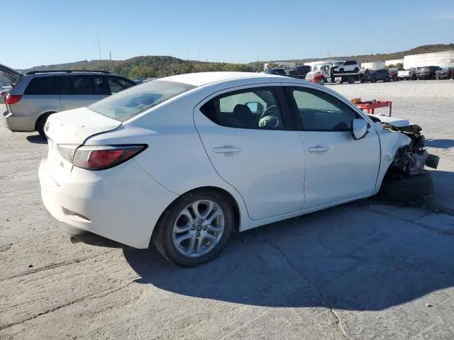 2017 TOYOTA YARIS IA   