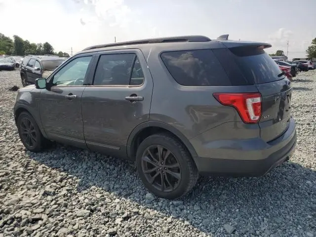 2017 FORD EXPLORER XLT  