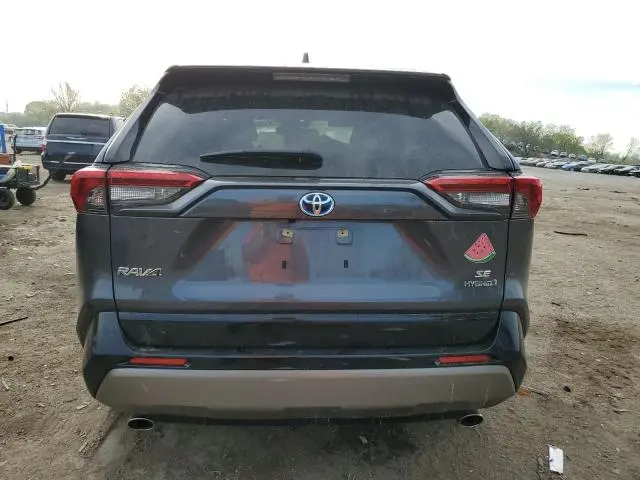 2022 TOYOTA RAV4 SE  