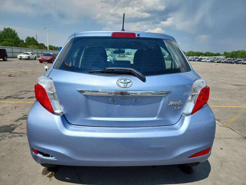 2014 TOYOTA YARIS 5-DOOR LE  