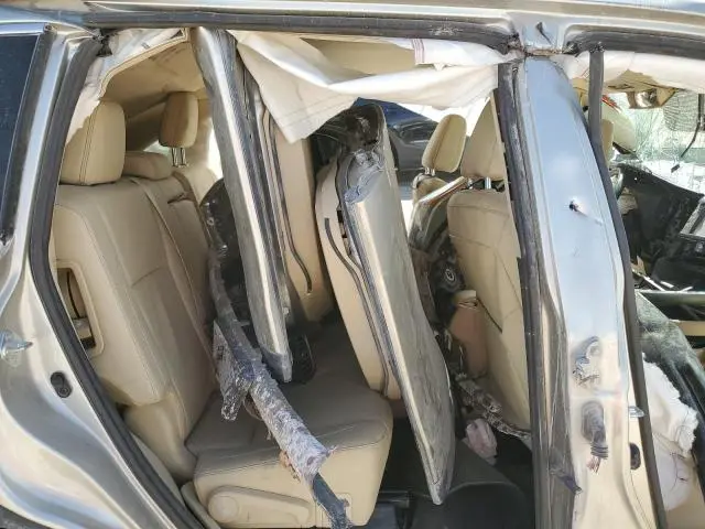 2015 TOYOTA HIGHLANDER XLE  