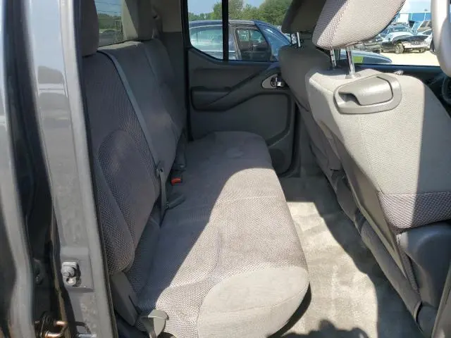 2013 NISSAN FRONTIER S  