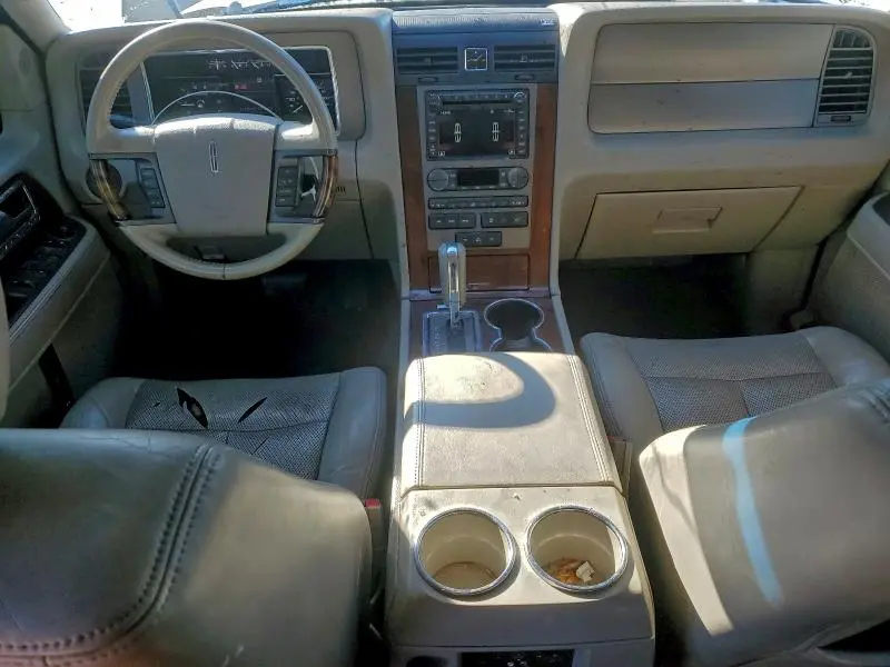 2013 LINCOLN NAVIGATOR   