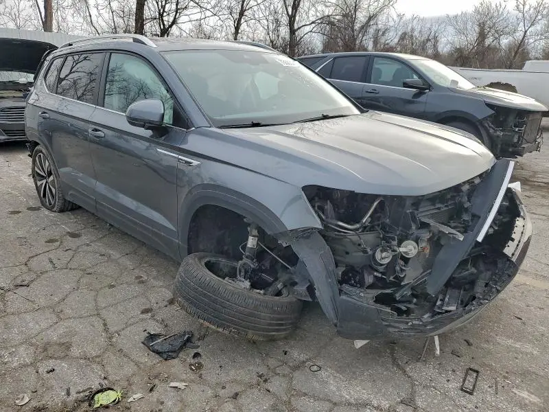 2024 VOLKSWAGEN TAOS SE  