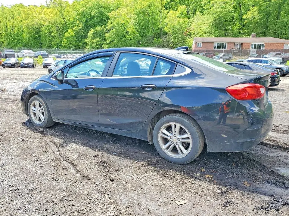 2017 CHEVROLET CRUZE LT  
