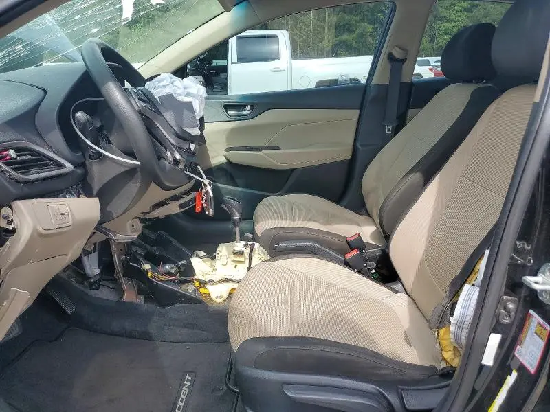 2019 HYUNDAI ACCENT SE  