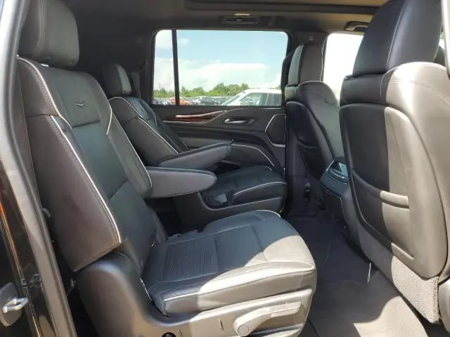 2021 CADILLAC ESCALADE E  