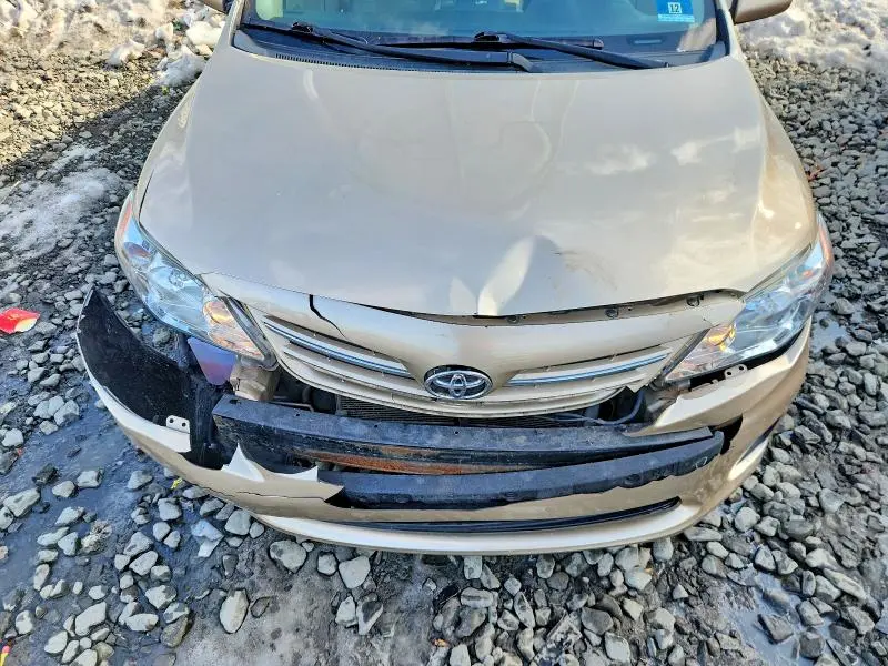 2013 TOYOTA COROLLA LE  