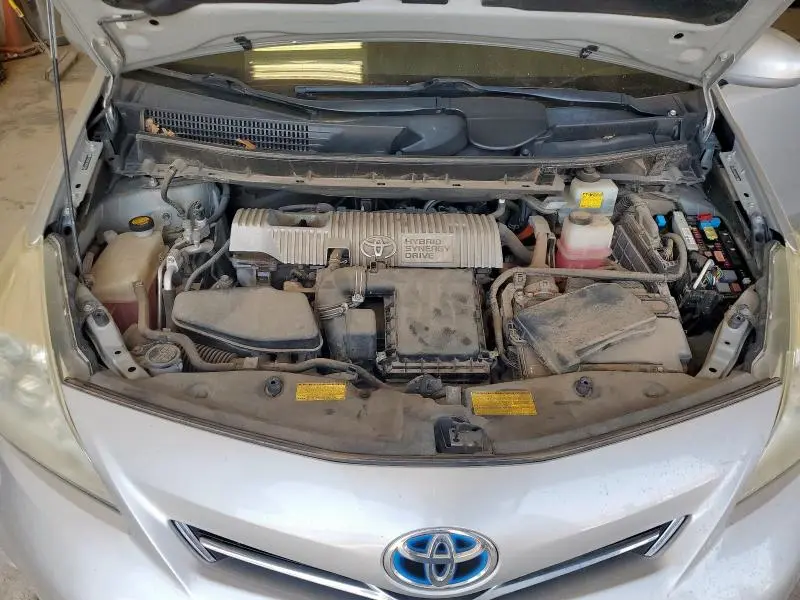 2012 TOYOTA PRIUS V   