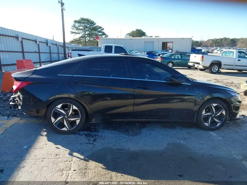 2022 HYUNDAI ELANTRA LIMITED