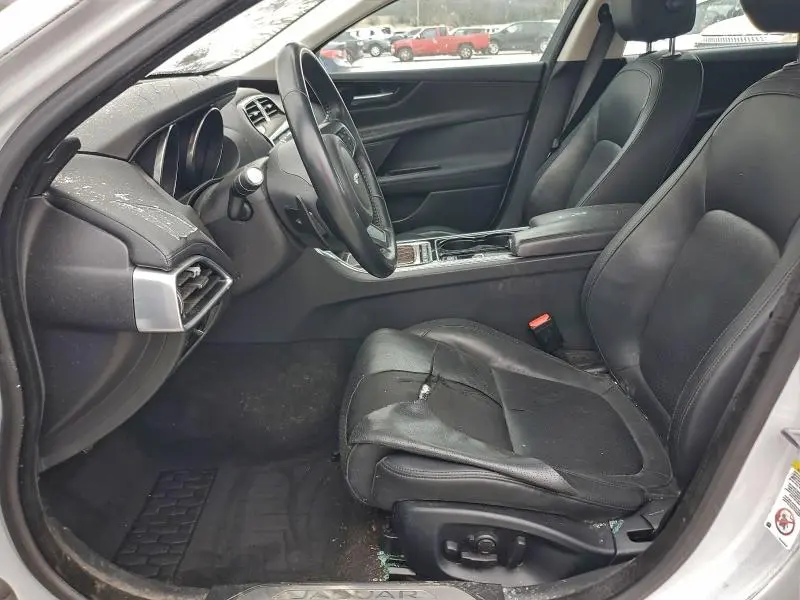 2017 JAGUAR XE FIRST EDITION  