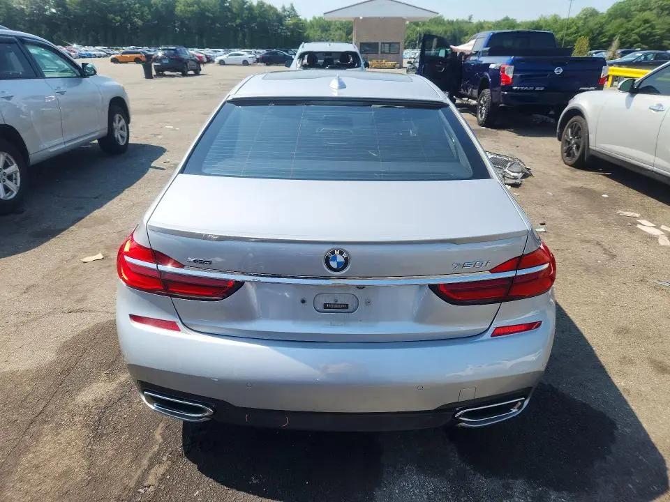 2017 BMW 750 XI  
