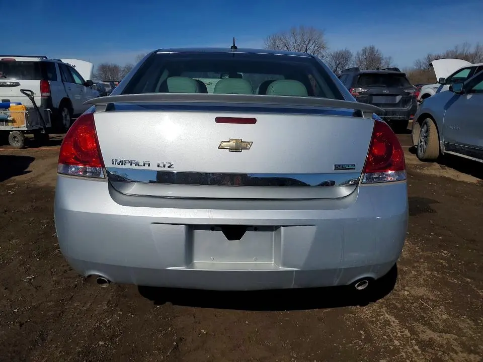2011 CHEVROLET IMPALA LTZ  