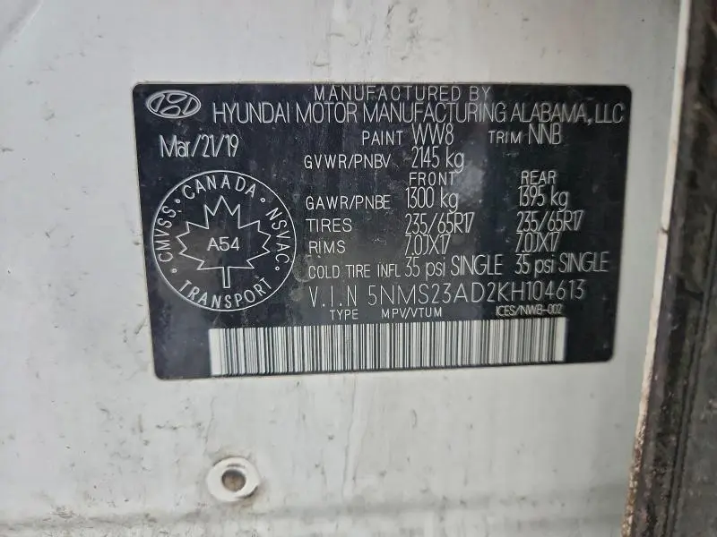 2019 HYUNDAI SANTA FE SE  