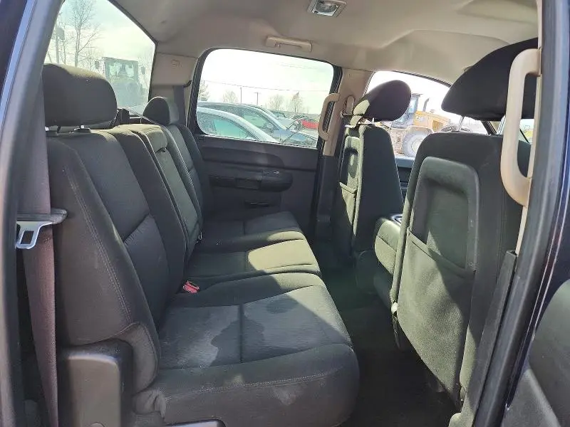2011 CHEVROLET SILVERADO C1500 LS  