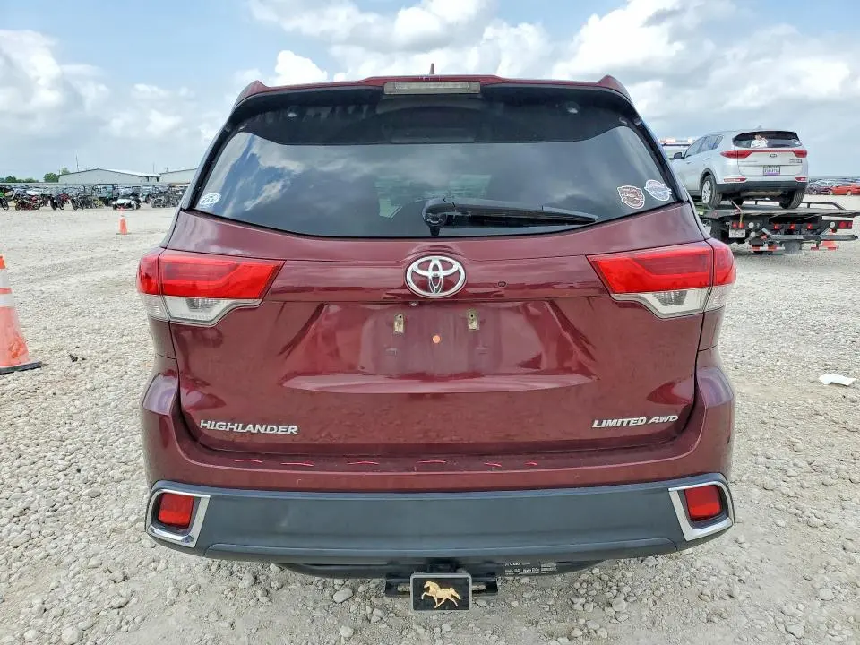 2017 TOYOTA HIGHLANDER LIMITED PLATINUM  