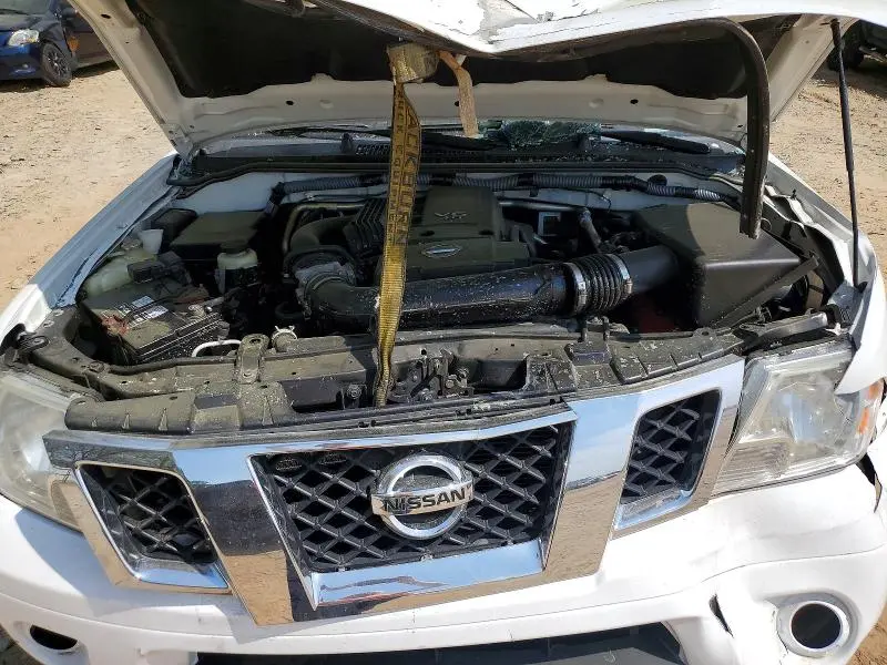2012 NISSAN FRONTIER S  