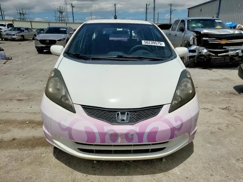 2013 HONDA FIT   