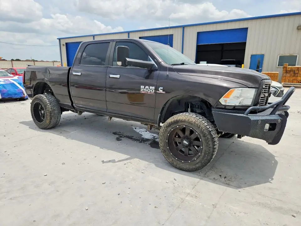 2016 RAM 2500 SLT  