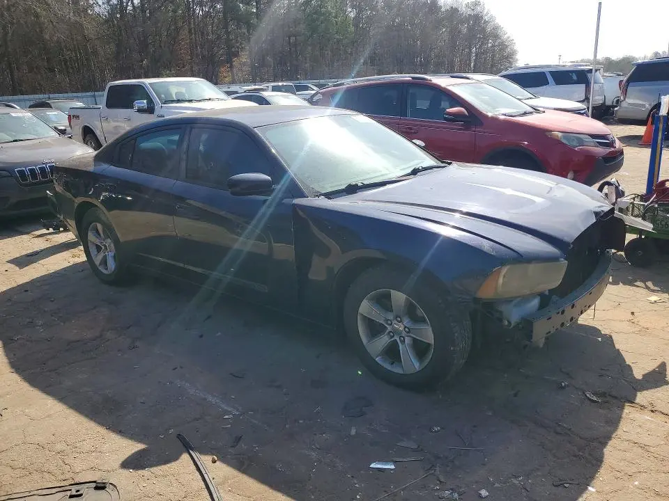 2012 DODGE CHARGER SE  