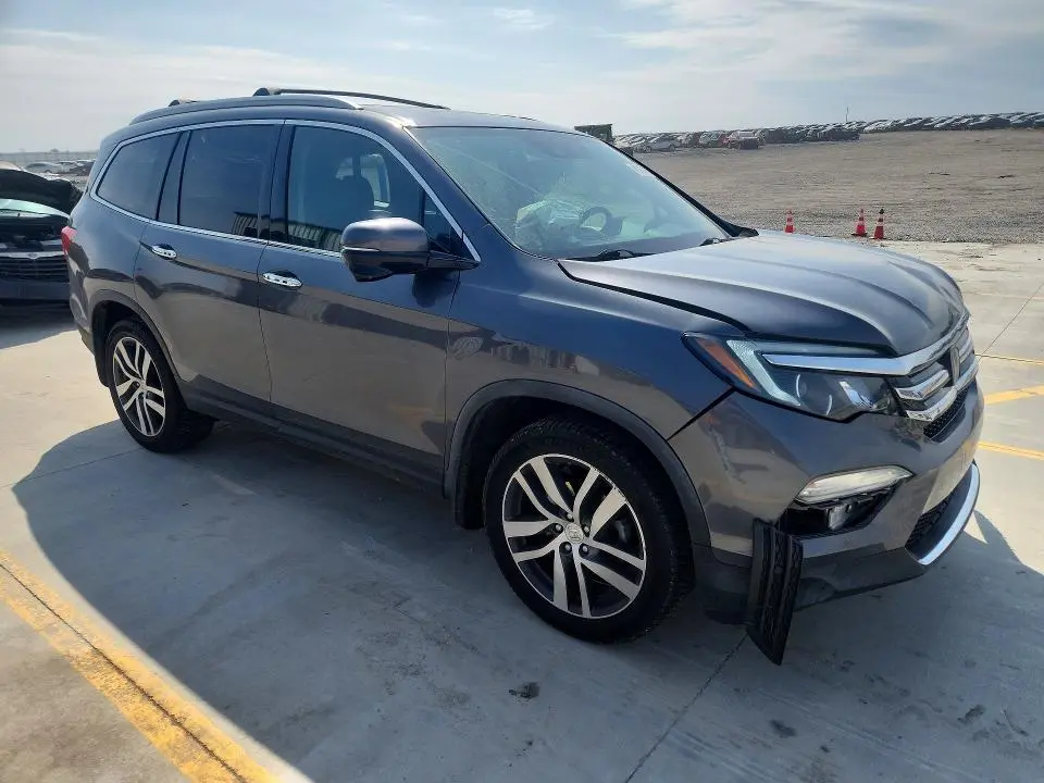 2018 HONDA PILOT TOURING  