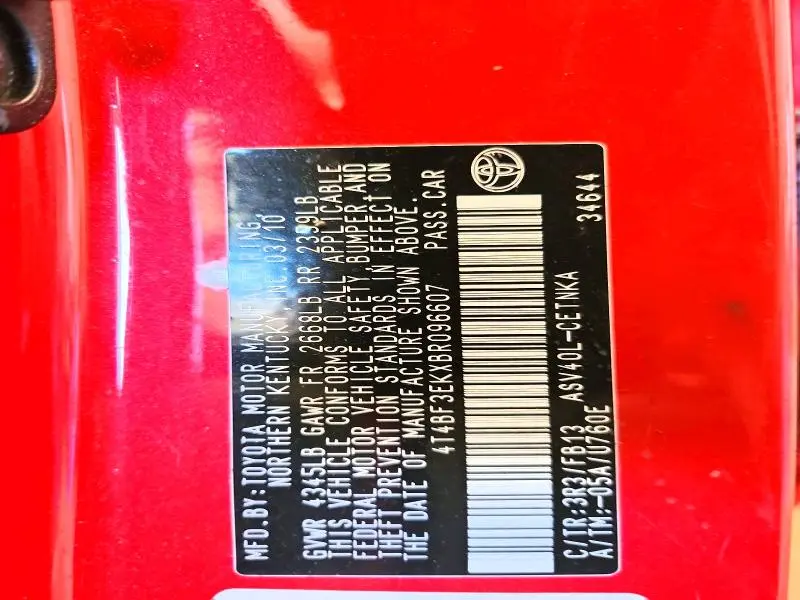 2011 TOYOTA CAMRY LE  