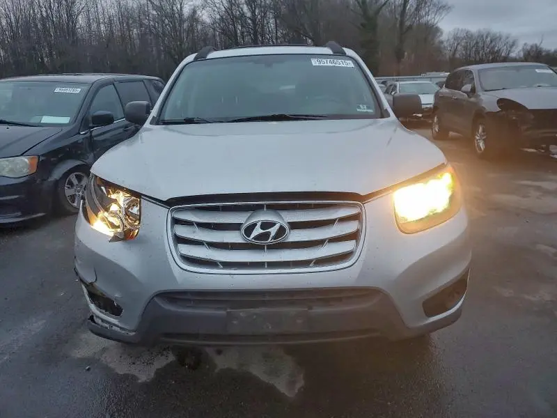 2011 HYUNDAI SANTA FE GLS  