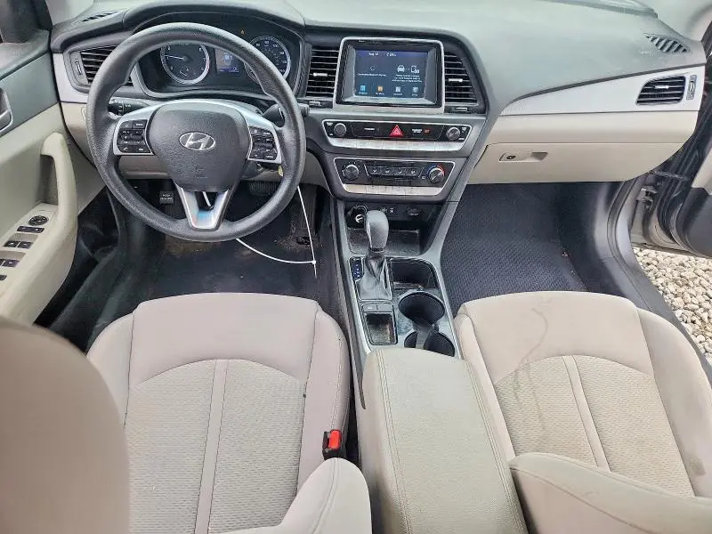 2018 HYUNDAI SONATA SE  