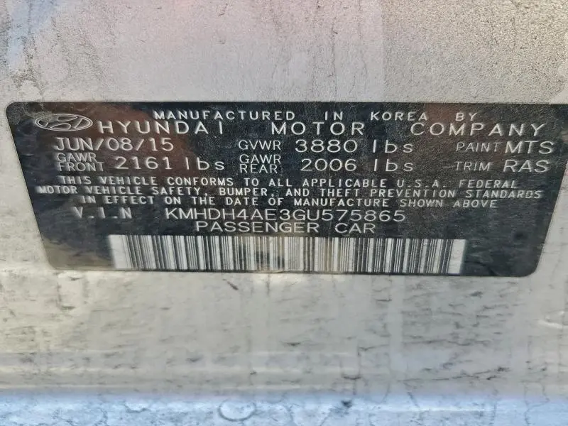 2016 HYUNDAI ELANTRA SE  