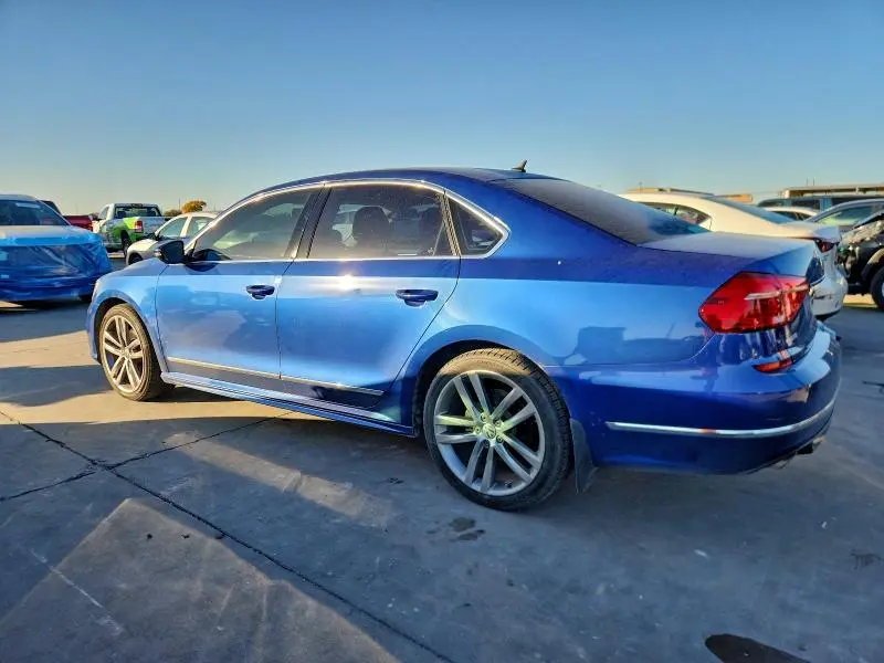 2016 VOLKSWAGEN PASSAT S  