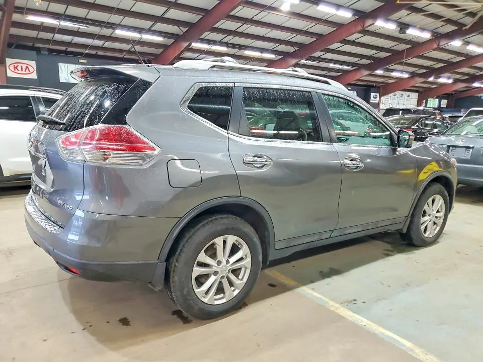 2015 NISSAN ROGUE SV  