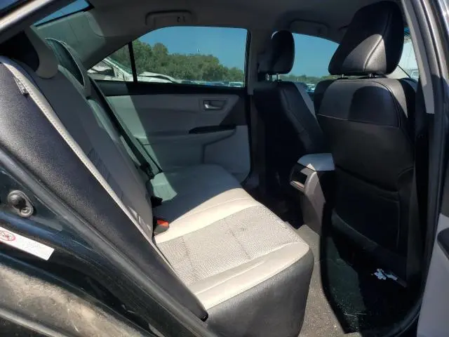 2016 TOYOTA CAMRY LE  