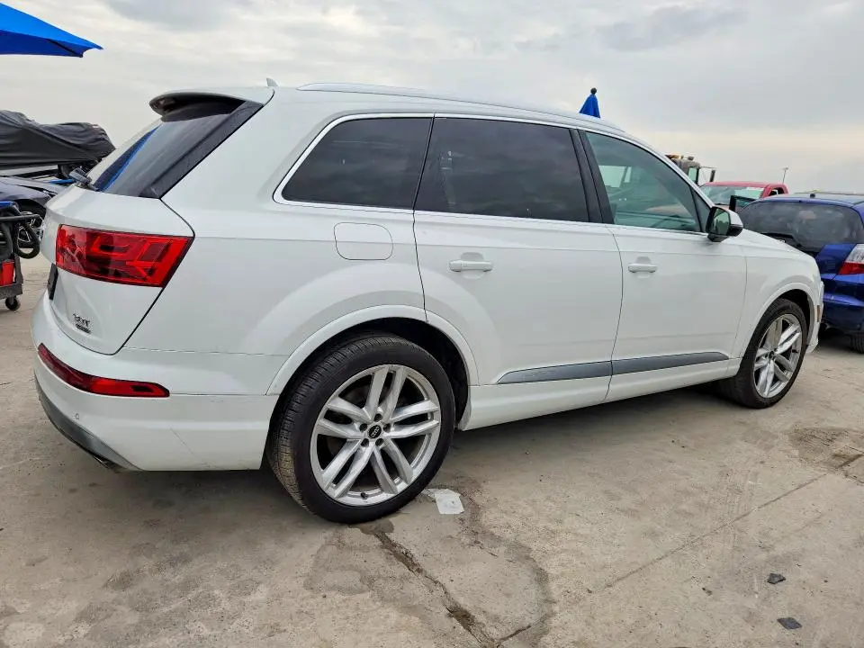 2017 AUDI Q7 PRESTIGE  