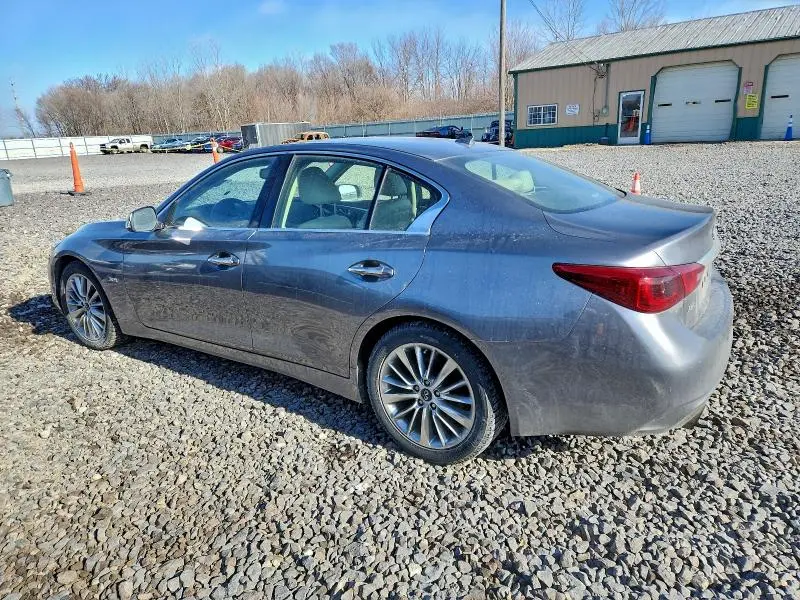 2019 INFINITI Q50 LUXE  