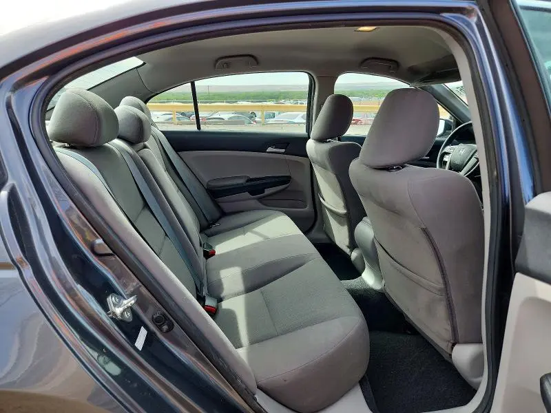 2012 HONDA ACCORD LX  