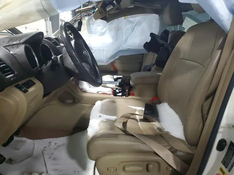 2010 TOYOTA HIGHLANDER LIMITED  