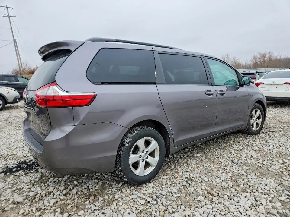 2015 TOYOTA SIENNA LE 8-PASSENGER  