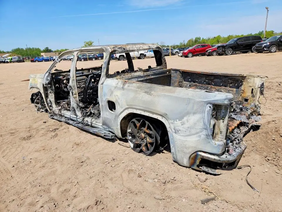 2022 GMC SIERRA K1500 SLT  