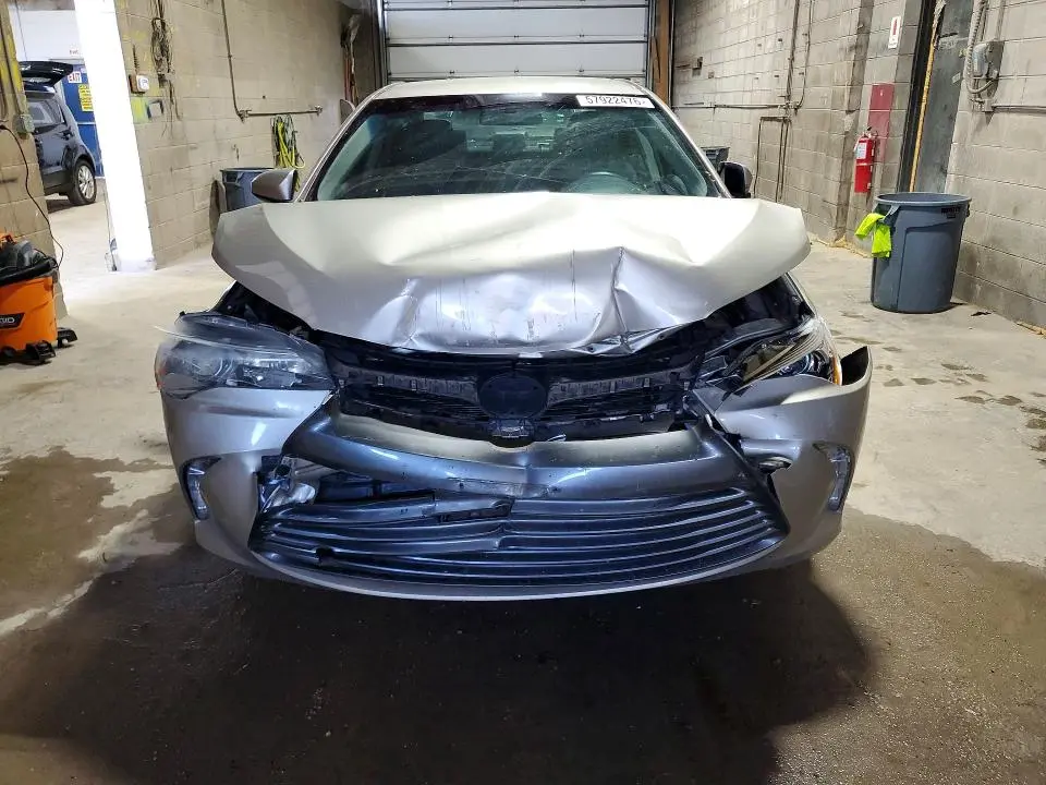 2016 TOYOTA CAMRY LE  
