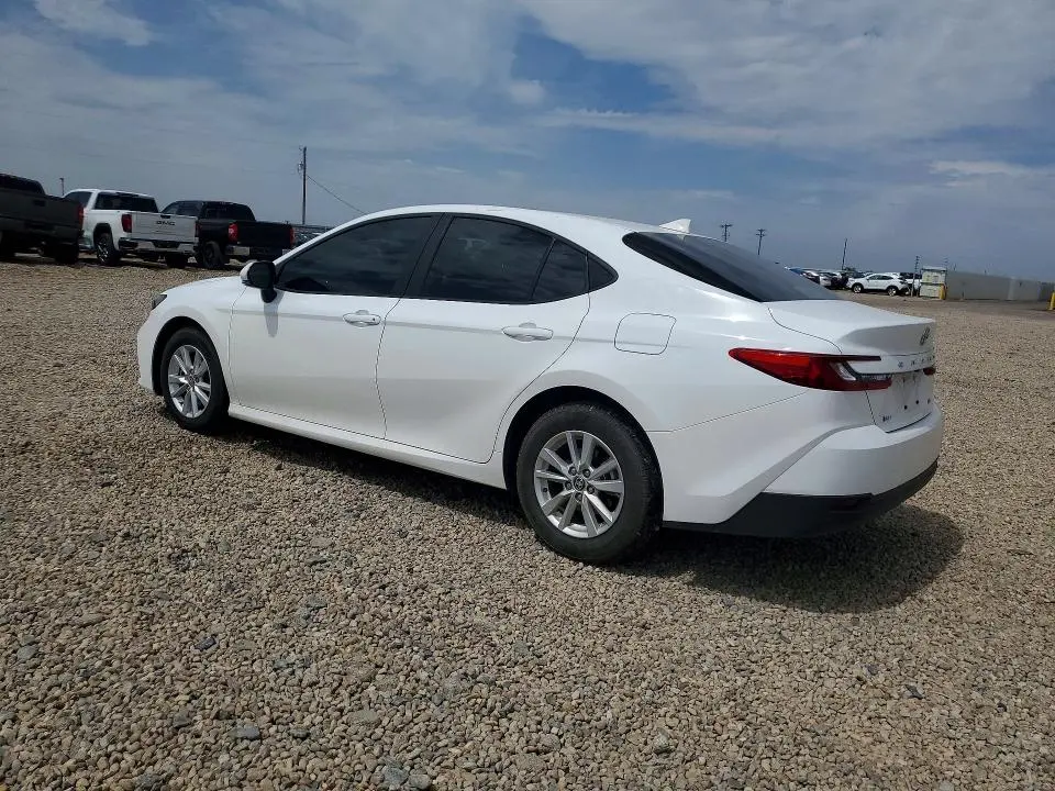 2025 TOYOTA CAMRY LE  