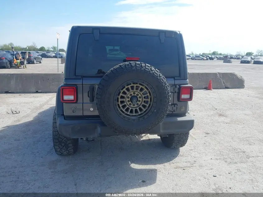 2018 JEEP WRANGLER UNLIMITED SPORT 4X4