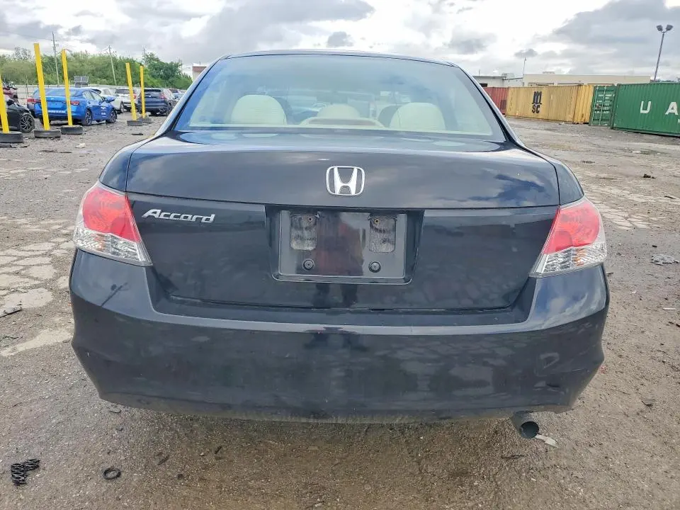 2010 HONDA ACCORD LX  