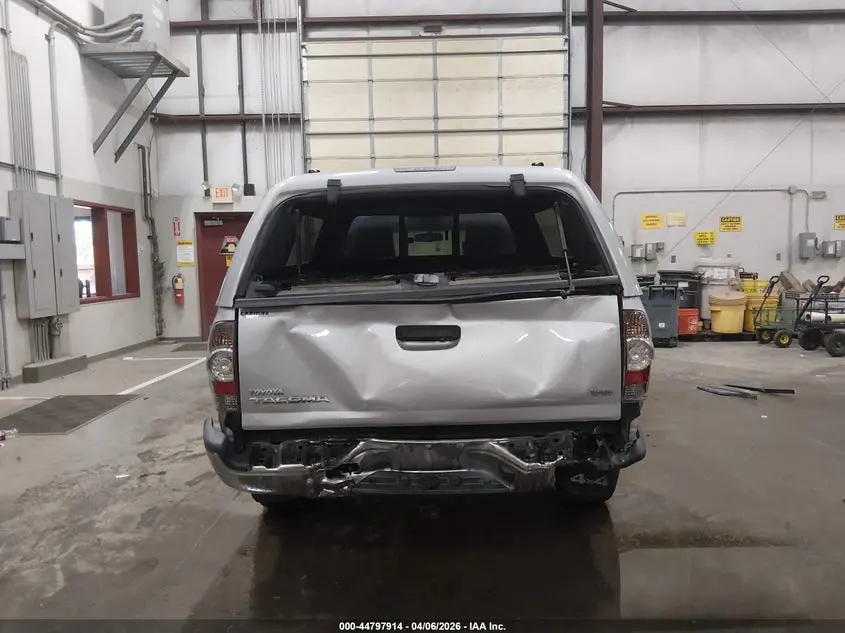 2013 TOYOTA TACOMA BASE V6