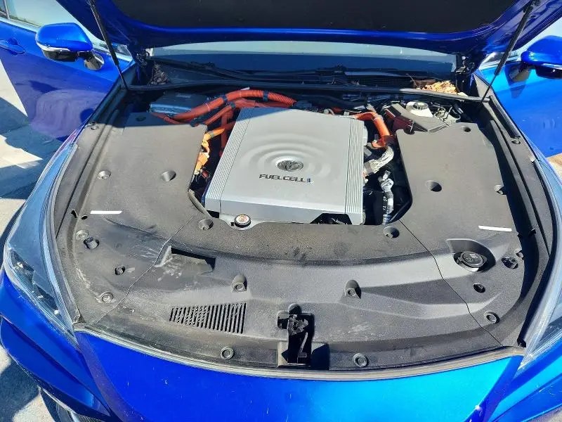 2023 TOYOTA MIRAI LIMITED  