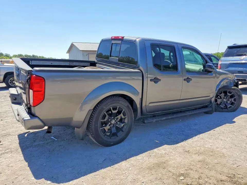 2021 NISSAN FRONTIER SV  