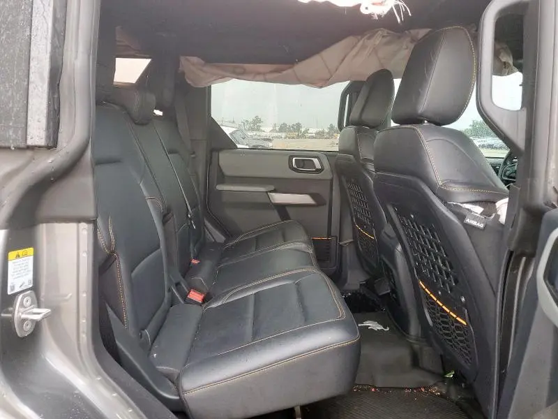 2022 FORD BRONCO BASE  
