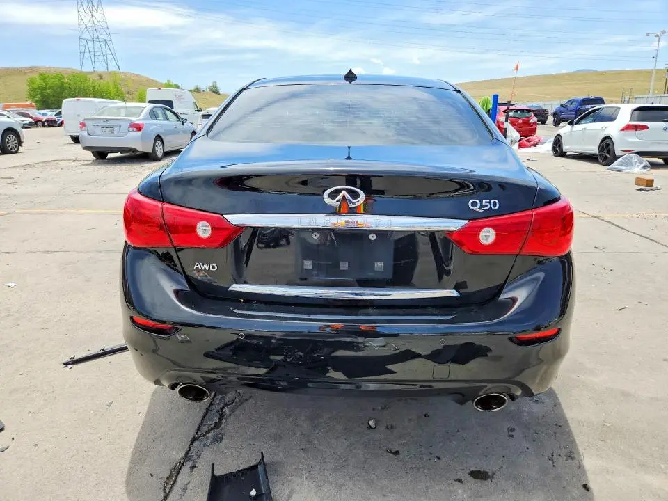 2015 INFINITI Q50 PREMIUM  