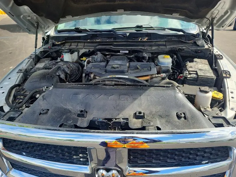 2016 RAM 2500 SLT  