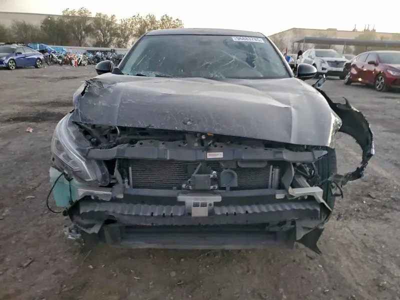 2021 NISSAN ALTIMA SV  