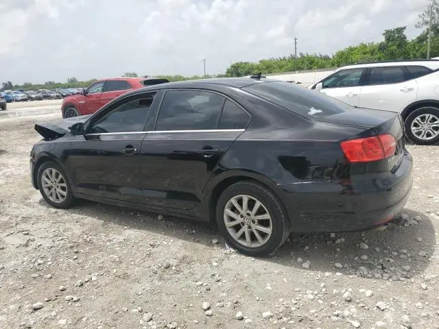 2013 VOLKSWAGEN JETTA SE  